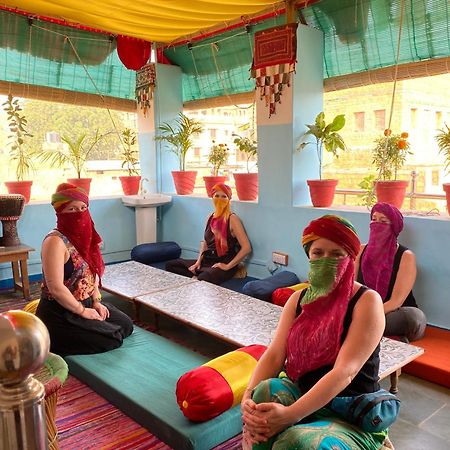 Blue Eye Hostel Jaisalmer Ngoại thất bức ảnh